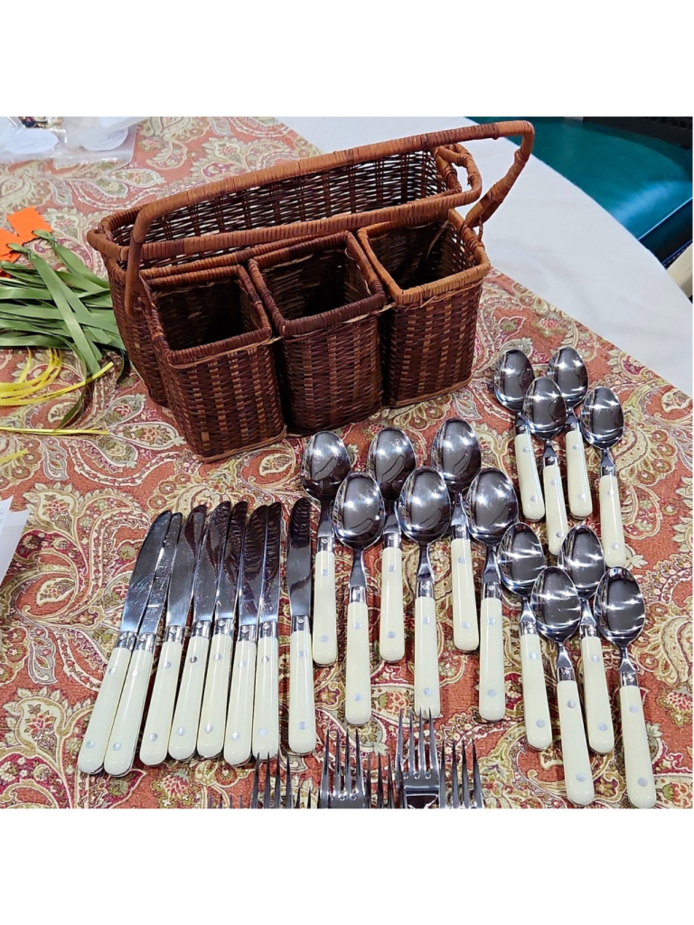 Interpur Stainless Steel 29pc Flatware, Service for 6+ and orig. basket, EUC